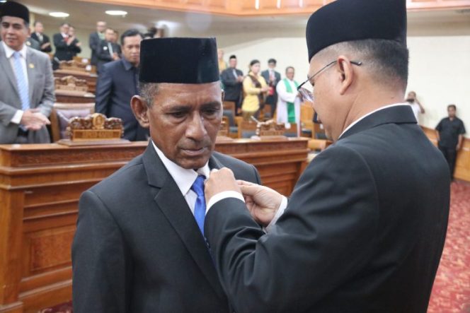 
 Ubaldus Badu Resmi Dilantik Sebagai PAW Anggota DPRD Kab. Kutai Timur