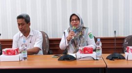 melakukan kembali sosialisasi pungli di Kantor Dinas Kependudukan dan Catatan Sipil (Disdukcapil) Kutim, Kamis (3/5/2023).