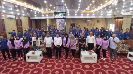 Sebanyak 60 peserta yang mengikuti pelatihan dasar pemandu wisata, Kepala Dispar Kutim Nurullah resmi menutup kegiatan yang dilaksanakan di Hotel Royal Victoria, Sangatta, Rabu (23/5/2023).