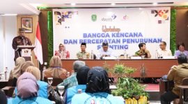 Worksoh percepatan penurunan stunting DPPKB Kutim, di Hotel Gran Verona Samarinda, Kamis (14/11/2024). (dok: kaltimterkini)