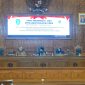 Foto Presiden dan Wakil Presiden di Ruang Sidang Utama DPRD Kutim belum diganti, Senin (11/11/2024). 
